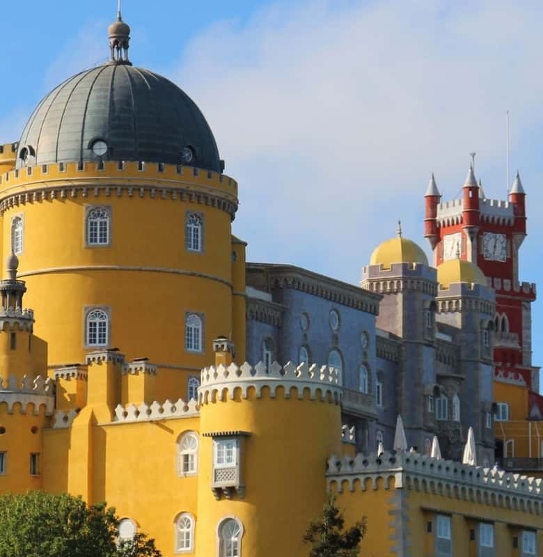Lisbon: Sintra, Pena, Regaleira & Cabo Roca Coast & Cascais